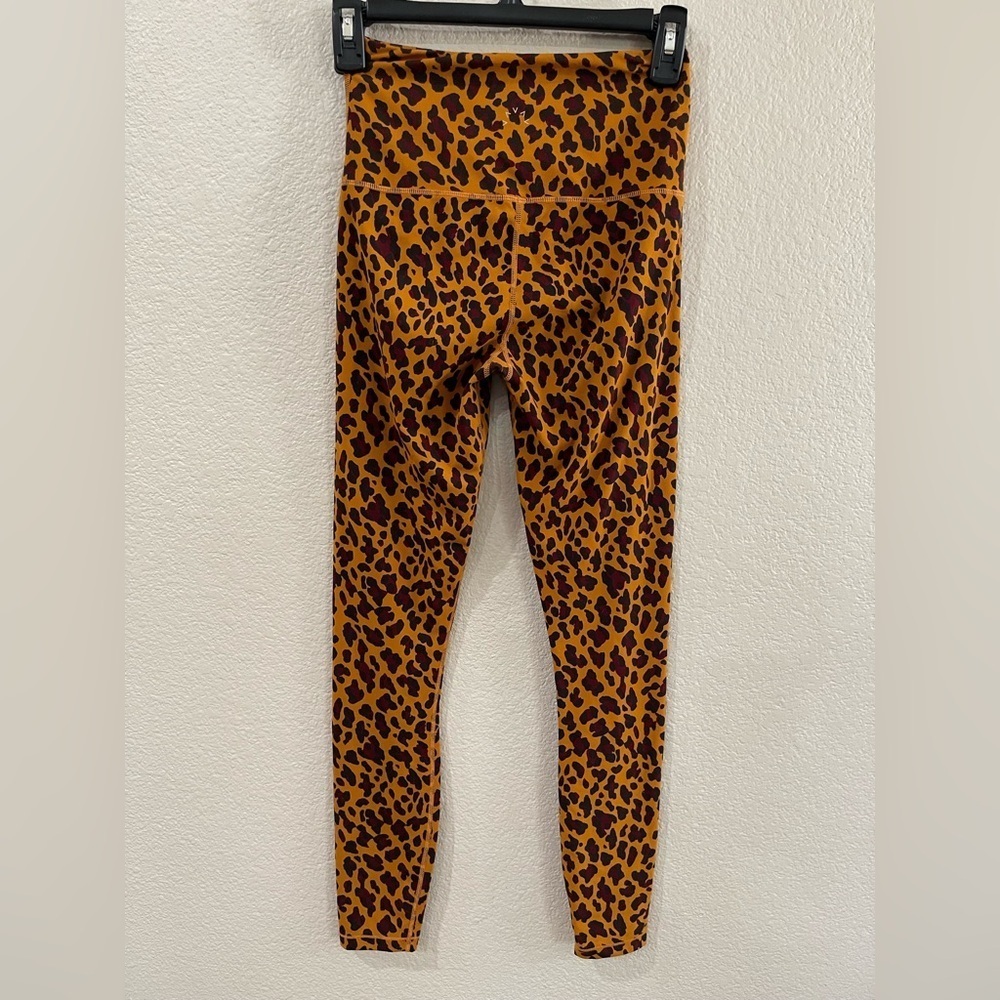 Varley leopard legging - Picture 2 of 7